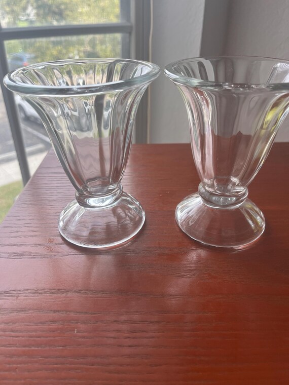Set of Two Libby Ice Cream Soda Glasses 5”’Tall.