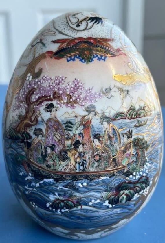 Satsuma Style Handpainted Egg