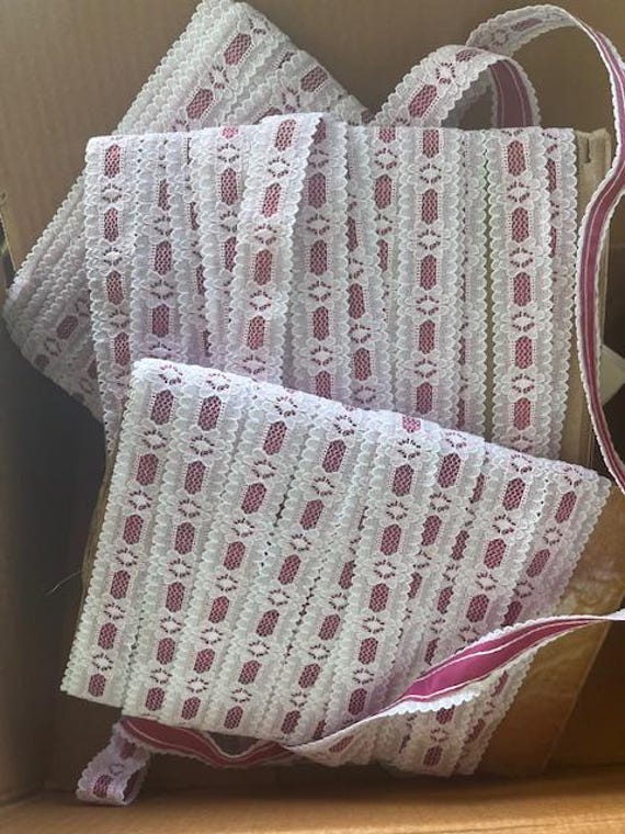 20+ Yards of Vintage Lace Trim Red and White Ribbon Crocheted Satin Scallopsm (Lot 4)