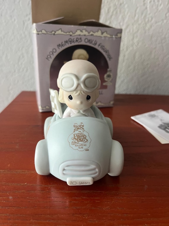 Precious Momenrs 1990 Members Only Figurine 10 Years and Still Growing Strong