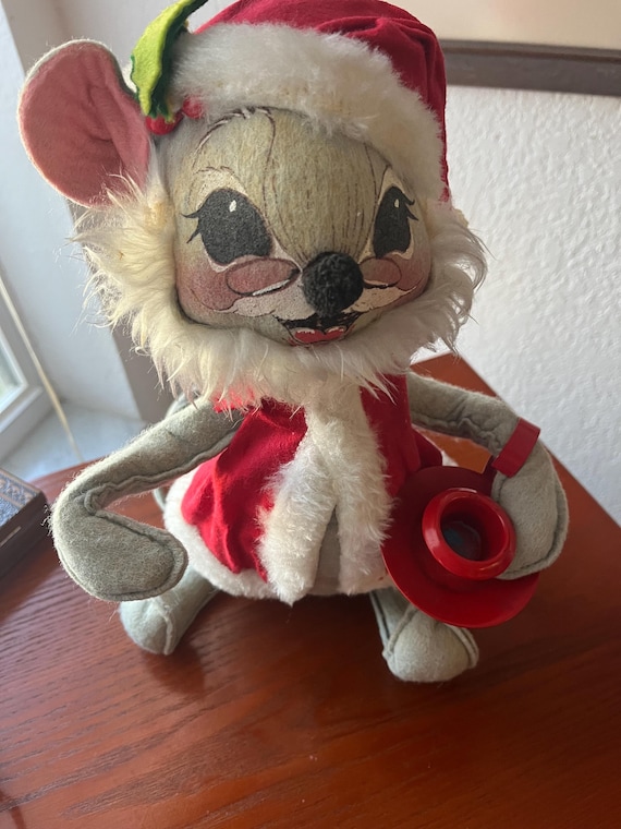 Annalee Christmas Mouse in Santa Outfit Holding a Candle Stick