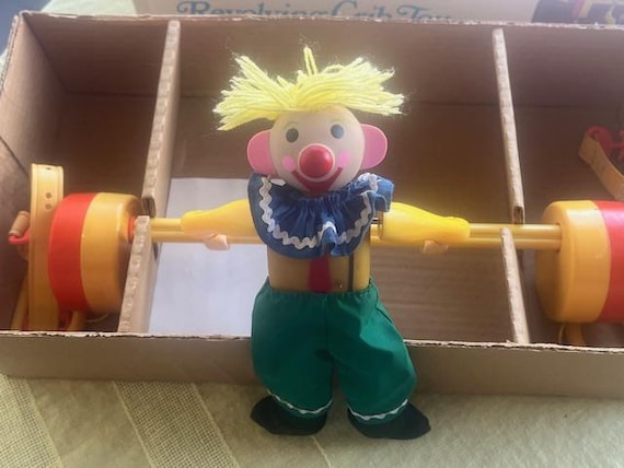 1982 Dolly Toy Balloon Vendor Revolving Crib Toy