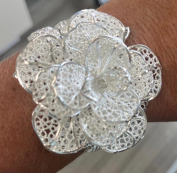 Vintage 925 Silver Plated Cuff Bracelet Detailed Filigree