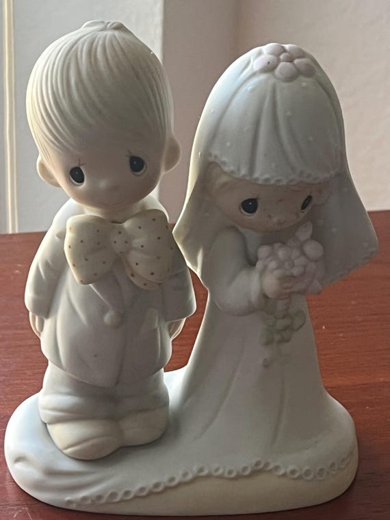 The Lord Bless You and Keep You Precious Moments E-3114 Jonathan & David 1979 Wedding Couple Enesco Bride and Groom