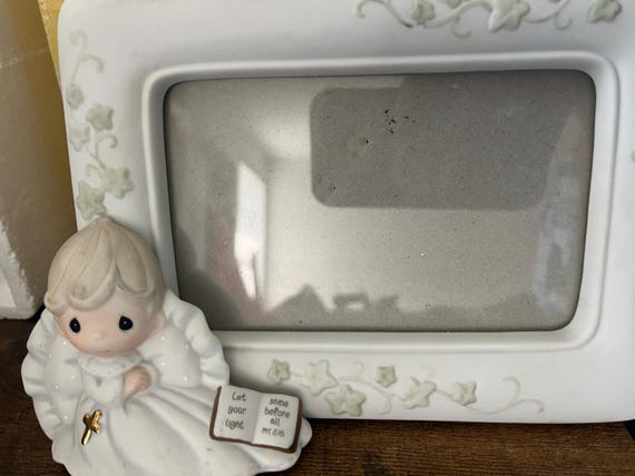 2006 Precious Moments Frame Baptism / Communion Frame