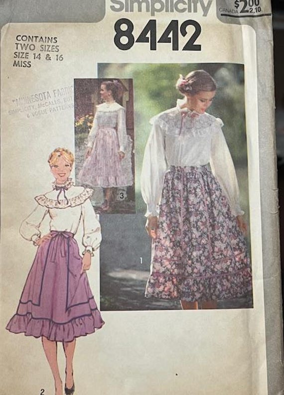 1970s Simplicity Misses Blouse and Skirt Uncut Size 14 and Size 16