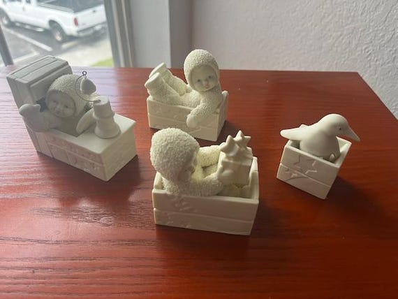 3 Snow Babies and 1 Snow Penguin Stars Collection Department 54