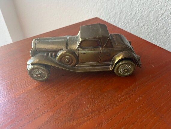 Bronze 1974 Duesenberg 1930 Car bank advertisement toy car, BANTHRICO Inc., Chicago