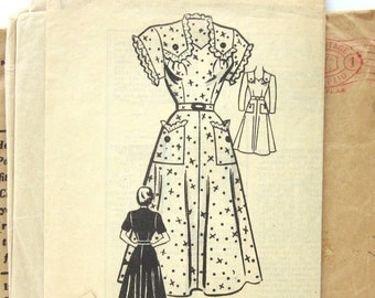 1940s Sweetheart Neckline Dress, Front Yoke with Ruffle, Pockets, Vintage Sewing Pattern, Short Sleeve Dress, Marian Martin 9030 / Size 18