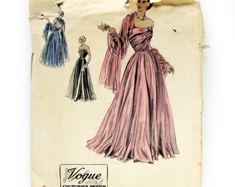 1940s Vintage VOGUE COUTURIER No. 391 - Vogue Couturier Evening Gown and Scarf / Strapless Bare Shoulder Gown