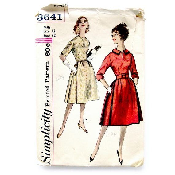 vintage dress with pockets