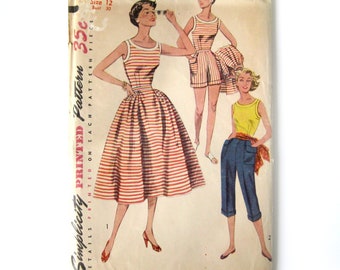 1950s VIntage Sewing Pattern Skirt Top Pedal Pushers Shorts, Mother Daughter Pattern, Resort Wear, Beach Wear, Simplicity 4290 / Size 12