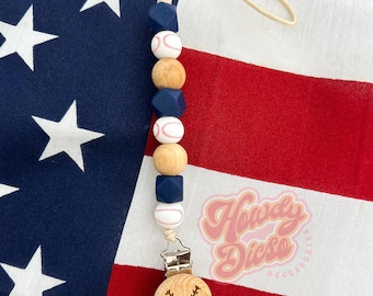 Pacifier Clip Personalized|Custom Paci Holder|Binky Clip|Baby Gift|Neutral Baby|Baby Shower Gift|Coming Home Gift|Newborn Wooden Clip