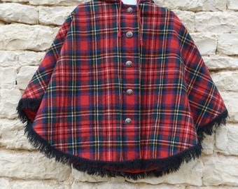 Vintage 1970s  red wool checked hooded cape for girl size 6 years