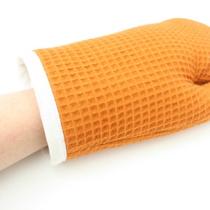 Waffle cloth oven glove orange with pot holder image 3