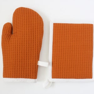 Waffle cloth oven glove orange with pot holder image 2