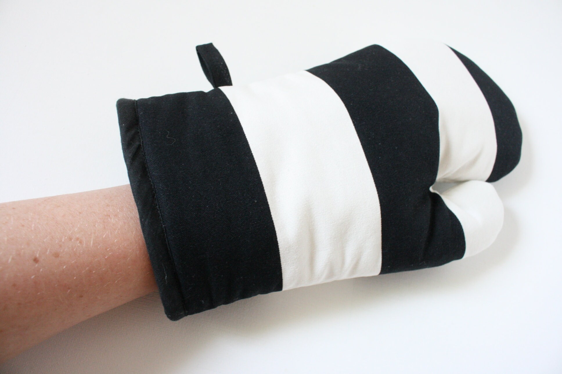 Black & White Striped Oven Gloves - Etsy
