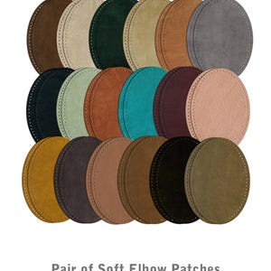 Peut inclure: Une collection de vingt écussons de coude ovales de différentes couleurs, dont marron, beige, vert et turquoise. Chaque écusson a une bordure cousue. Le texte en bas indique "Pair of Soft Elbow Patches Real Suede & Leather."