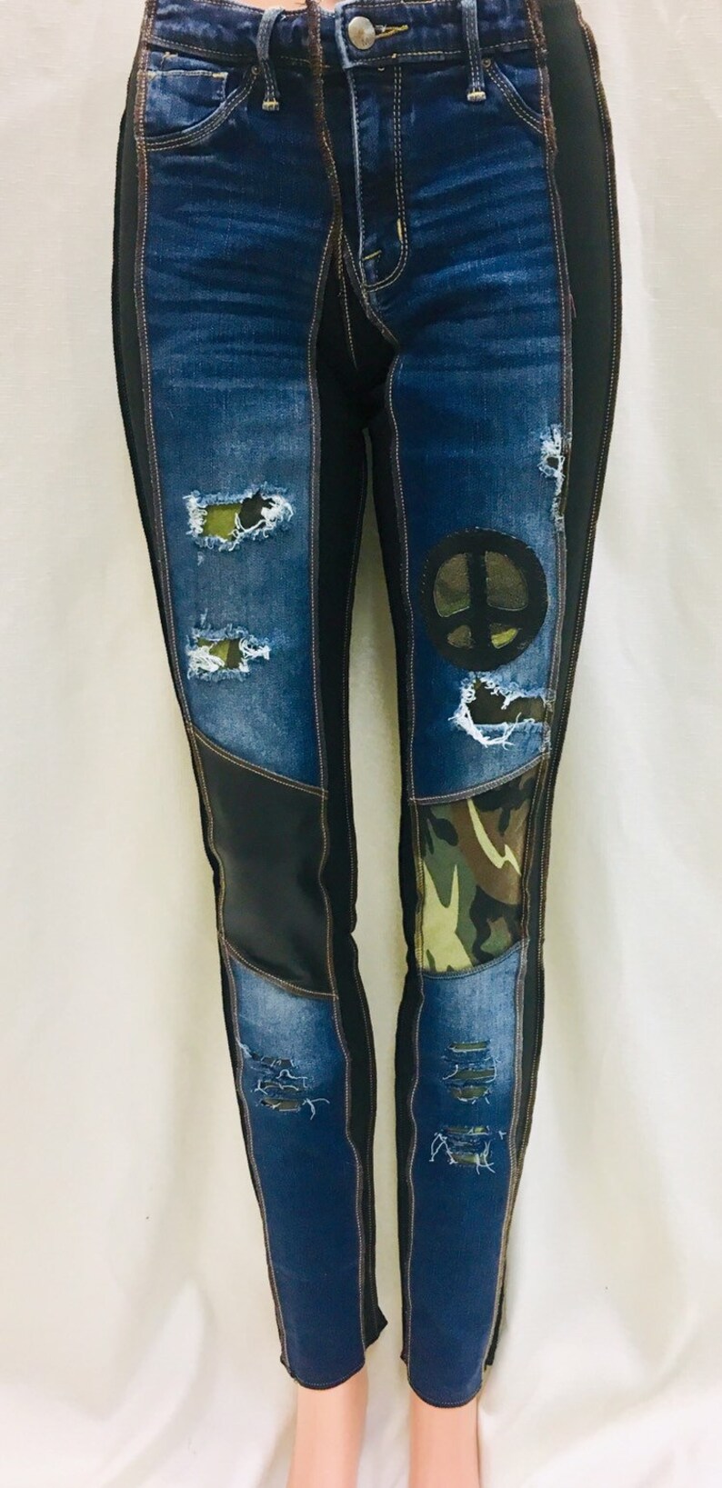 Skinny Camo Jeans with leather image 1