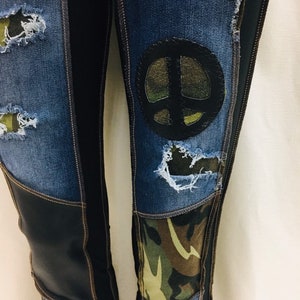 Skinny Camo Jeans with leather image 2