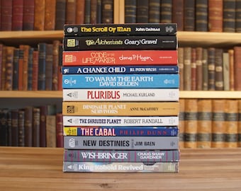 Twelve vintage science fiction and fantasy paperback books from the 1980s - Free US Shipping
