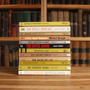 Collection of 12 vintage fiction paperbacks from the 1960s - Free US Shipping
