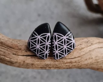 Polymer clay  earrings, stud earrings,handmade earrings, small earrings, black and pink earrings,handmade earrings, light earrings