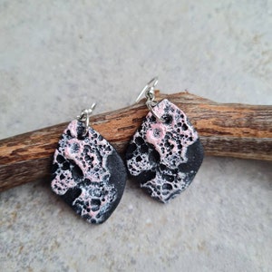Polymer clay earrings, Handmade earrings, pink  earrings,statement  earrings, organic earrings, Art earrings, gift for her, small gift