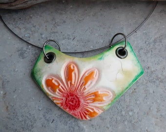 Polymer clay pendant,art pendant, flower pendant, statement necklace, gift for her, spring pendant, short necklace, green pendant, handmade