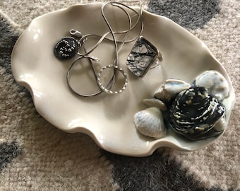 The Pearl Porcelain Dish