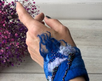 Felt cuff bracelet - One thousand and one DAY, blue women cuff, wool wrist warmer, blue wristlet