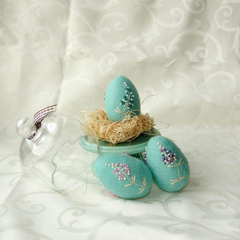 Easter eggs, Hand Felted Easter decoration, Pastel Mint Easter eggs, Embroidered Eggs, Photoshoot Decoration, Baby Shower Gift, Easter Table image 5