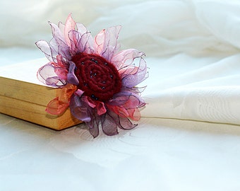 Organza and felt brooch, sunflower brooch, bordeaux purple blue flower, wedding decor, wool flower, groom's accent, felt sunflower