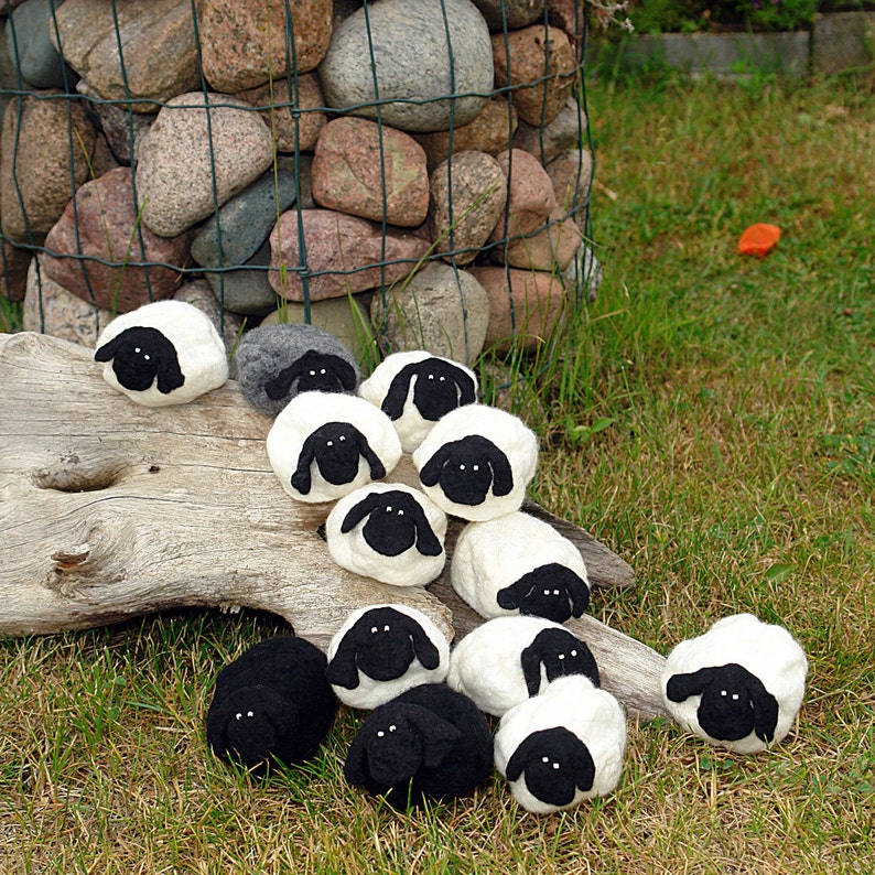 Egg Warmers, Fluffy Sheep, Felted Egg Cozy, White lambs black faces, Tabble Decoration, Home decor, Easter egg warmer image 4