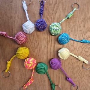 Portachiavi in paracord Monkey Fist – Nodo nautico fatto a mano – Portachiavi EDC – Regalo unico