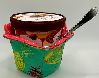 Reversible Pineapples Print Pint Size Ice Cream Cozy, Holder for Cold or Hot Cups, Microwavable Mac and Cheese Cozy