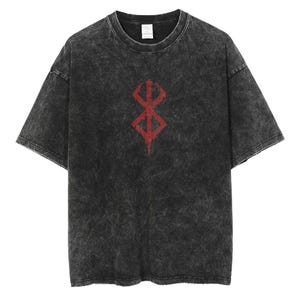 T-shirt gothique Berserk de style gothique surdimensionné | Marchandise