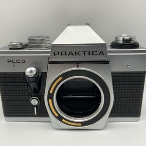 Praktica PLC3 35 mm SLR camera analog Pentacon (M42) !Beli defective!