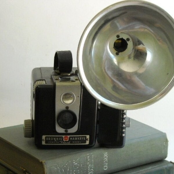 vintage Brownie Hawkeye Kodak Flash Model Camera