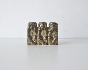 Vintage Brass Hear No Evil See No Evil Speak No Evil Monkeys / monkey display / monkey bookends