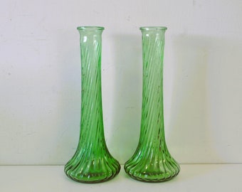 2 vintage Brody Company Emerald Green bud vases / wedding vases / spring flower vases / 1960s bud vases