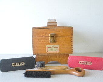 1950s vintage wooden box shoe shine kit GRIFFIN Shoe Valet   Shinemaster with shoe brushes / GRIFFIN wood shoe shine de luxe box