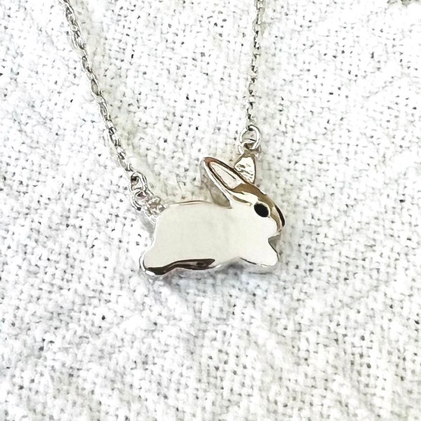Collier Dainty Bunny : Pendentif de Pâques lapin en argent sterling plaqué rhodium
