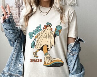 Groovy Ghost Graphic Tee, Spooky Season Coffee Shirt, Retro Halloween T-Shirt, Vintage Autumn Outfit