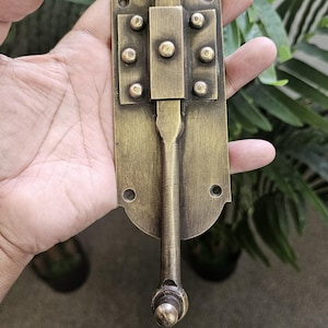 Handmade Brass Latch – Solid Brass Cabinet & Door Lock – Antique Style Hardware, Toggle Rustic Lock for Doors, Cabinets, or Boxes