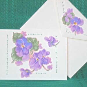NOTE CARDS/Violet Bouquet/Handmade/Fabric Applique/Set of 3 Note Cards/Cards and Envelopes/Acid Free Paper/Art Marker Designs/4 by 5 Card Bild 1