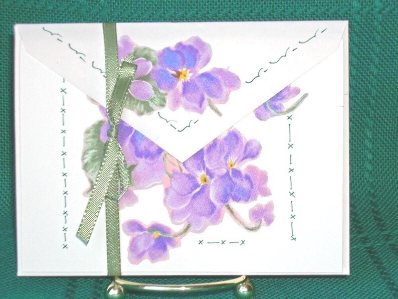 NOTE CARDS/Violet Bouquet/Handmade/Fabric Applique/Set of 3 Note Cards/Cards and Envelopes/Acid Free Paper/Art Marker Designs/4 by 5 Card Bild 2
