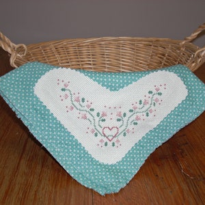 BREAD CLOTH/Basket Liner/Bread Cover/ Cross Stitch Design/Heart and Floral Design/Table Linen/Handmade/Appliqued Design/18&quot; Square Cloth