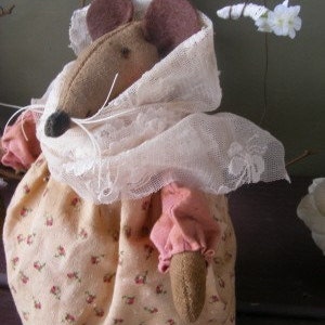 PDF Doll Pattern Betsy the Country Mouse Doll EPattern image 3