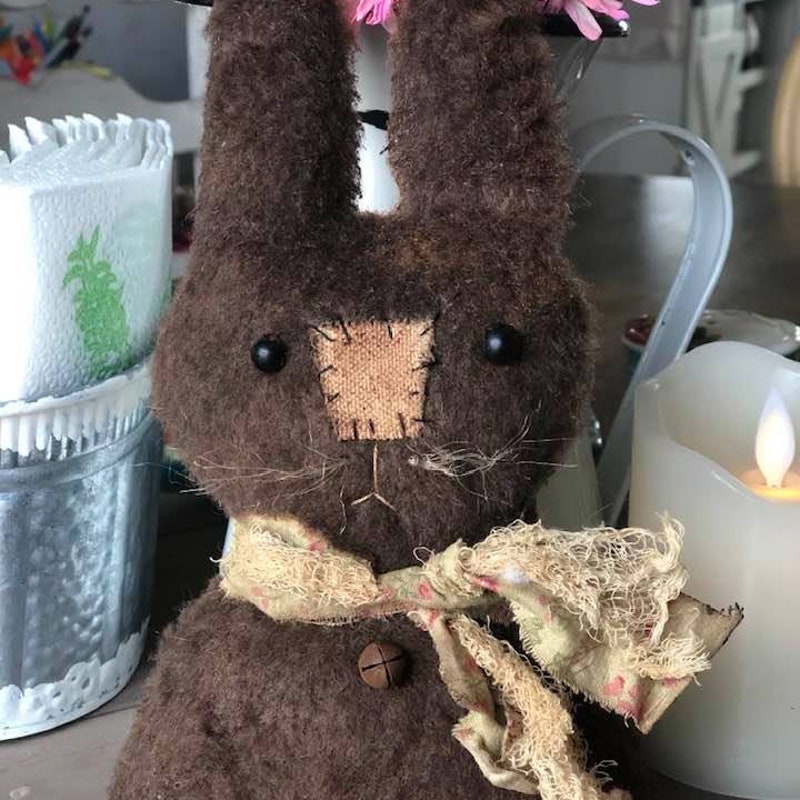 Primitive Bunny - Etsy
